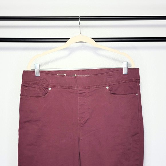 Levi's Women's Burgundy Elastic Waist Jeggings Size 14M - Picture 2 of 12
